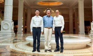 过去半年，车圈何小鹏、冯兴亚、朱华荣争相拜访任正非