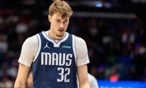 弗拉格告别慢热终于开窍？19岁他在纪录榜猛追詹姆斯